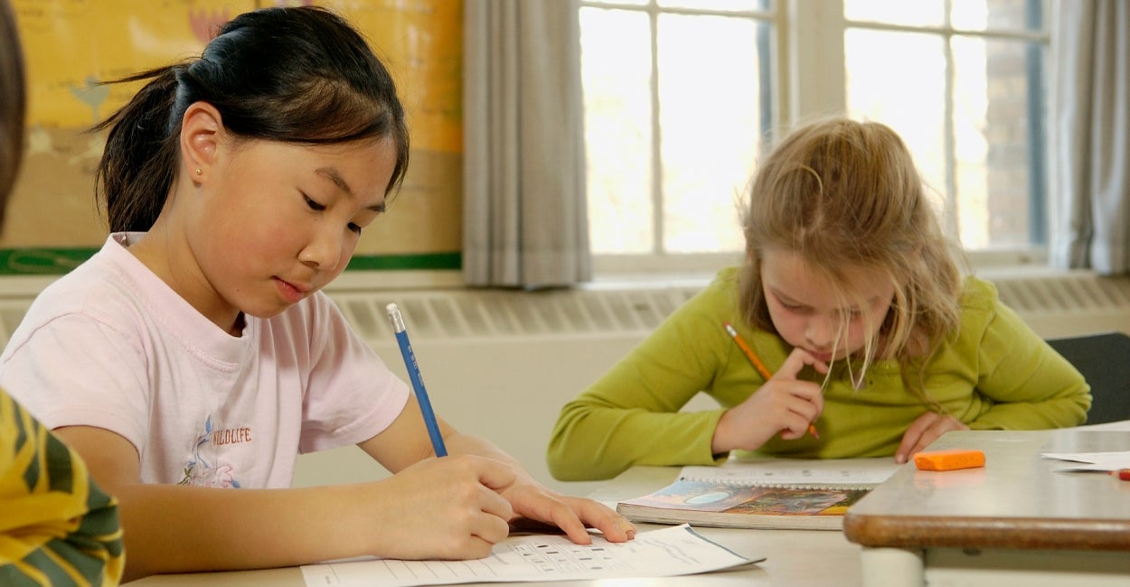 4-day school week con image