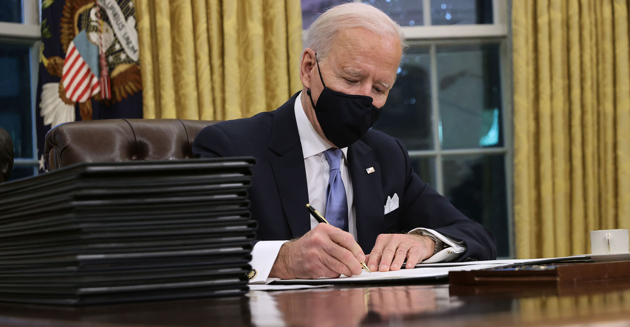 Biden's Disbanding of 1776 Commission Shows Left's War on US History