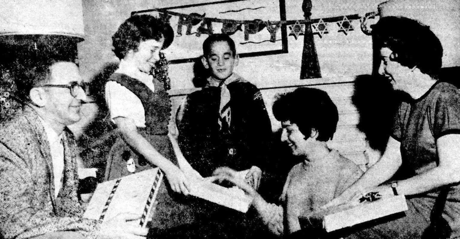 Hanukkah, Made in the USA