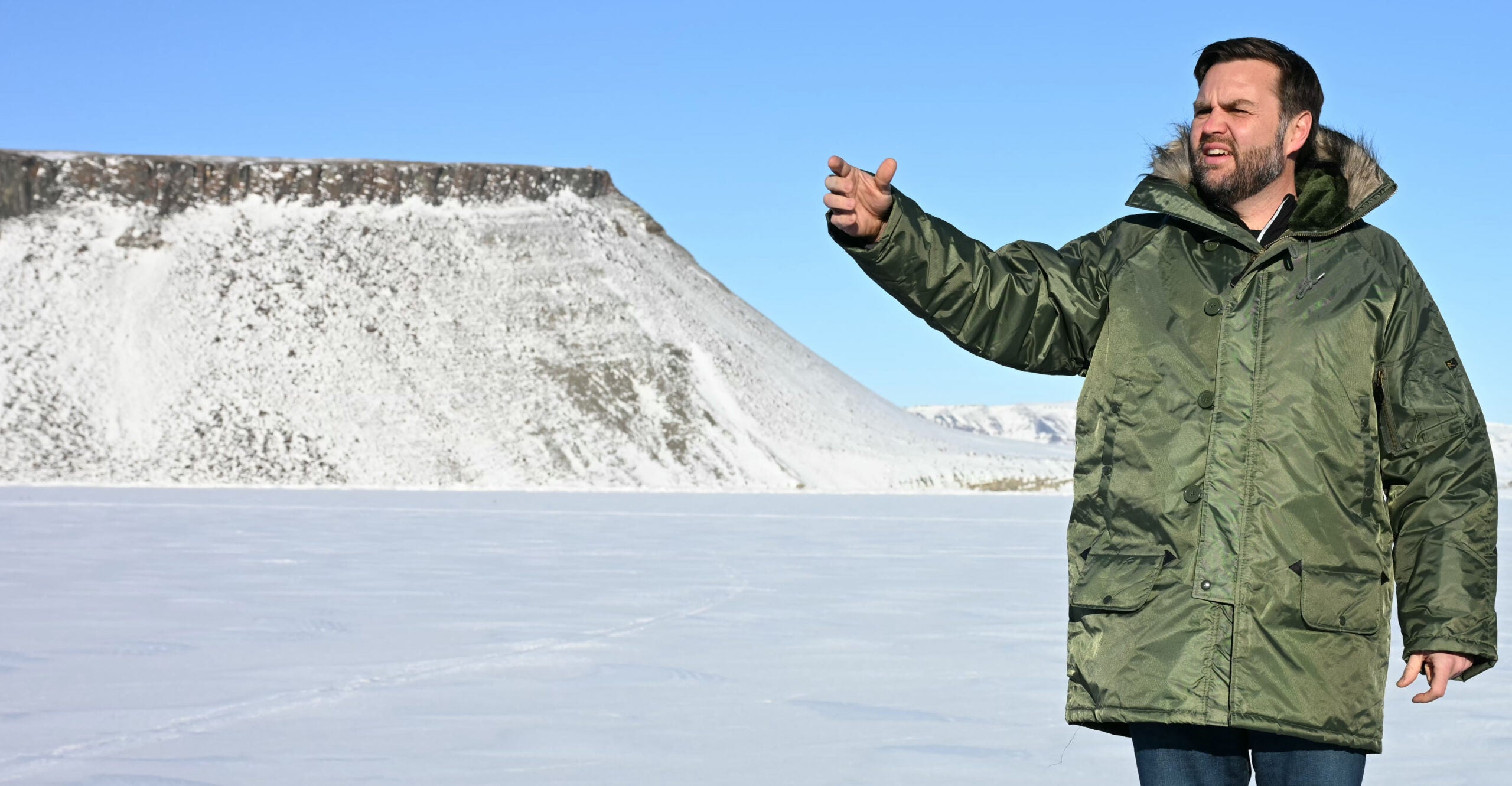 Vance Cites Need for US Countering Russian, Chinese Influence in Greenland