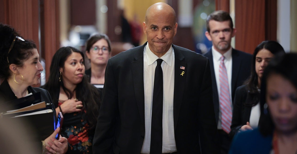 Cory Booker’s Blab-a-Thon Underlines ‘Fact-Checker’ Tilt