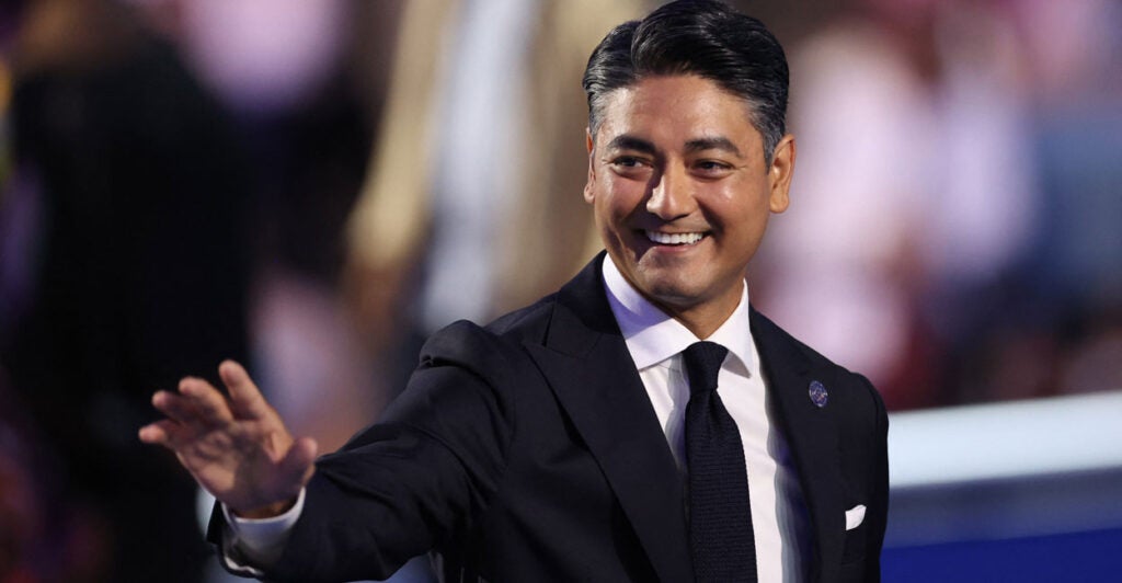 Cincinnati Mayor Aftab Pureval waves to the crowd at 2024 DNC convention.