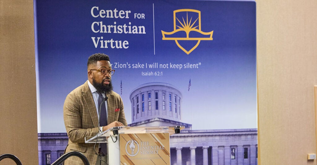 The Heritage Foundation's Delano Squires speaks from a podium.
