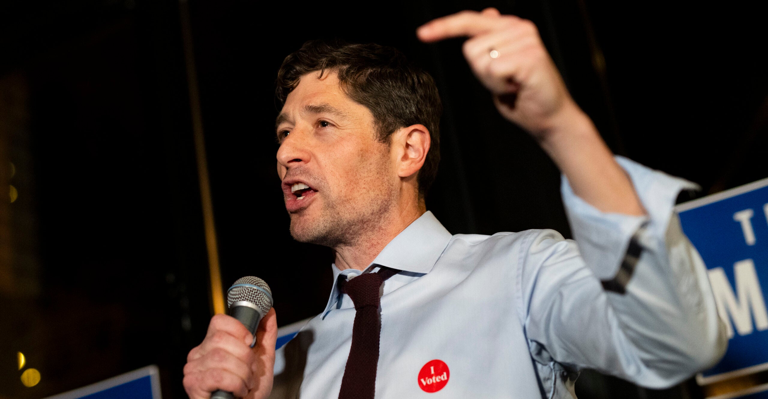 Minneapolis’ Democrat Mayor Says City Will Resist Trump Response to Somali Scammer Scandal