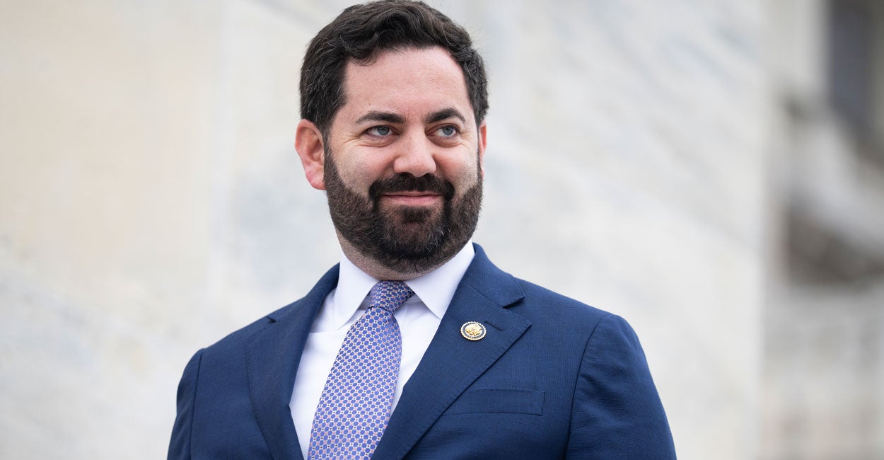 Republican Rep. Backs Leniency For Some Illegal Immigrants