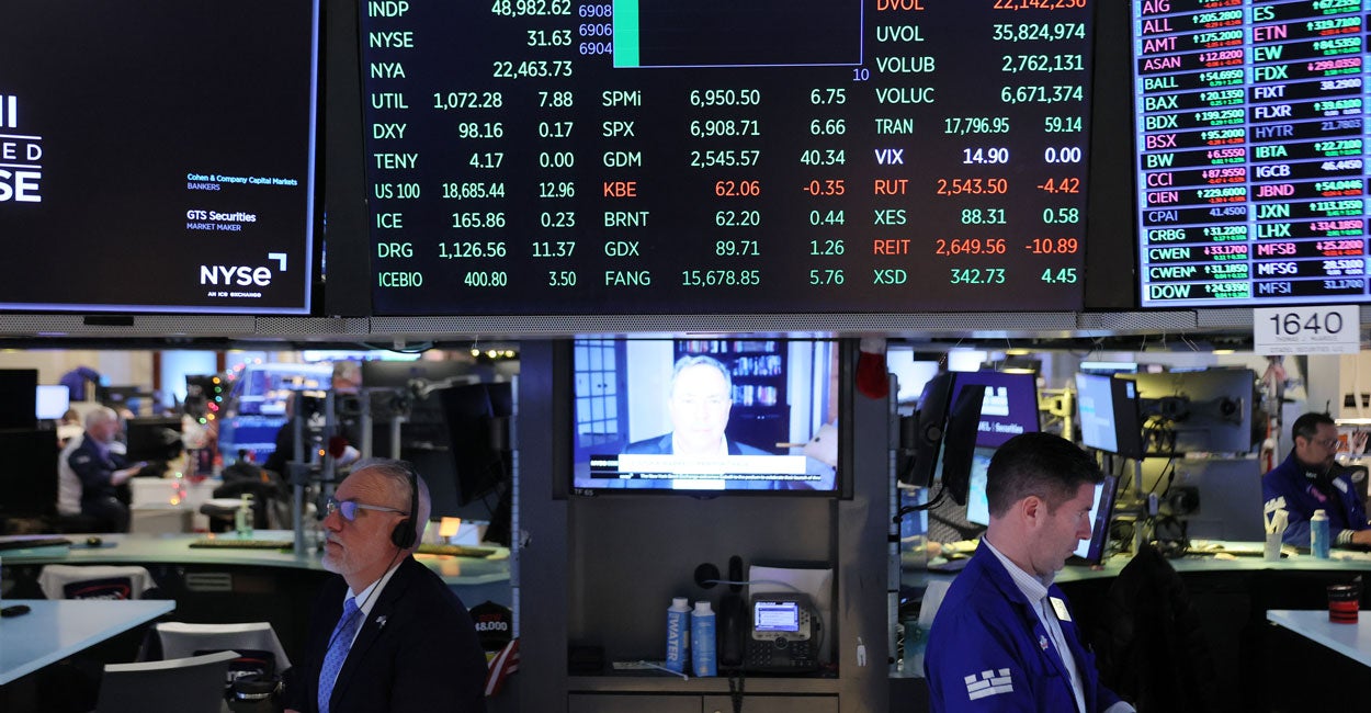 Victor Davis Hanson: Is 2026 Poised to Be America’s Next Economic Boom?