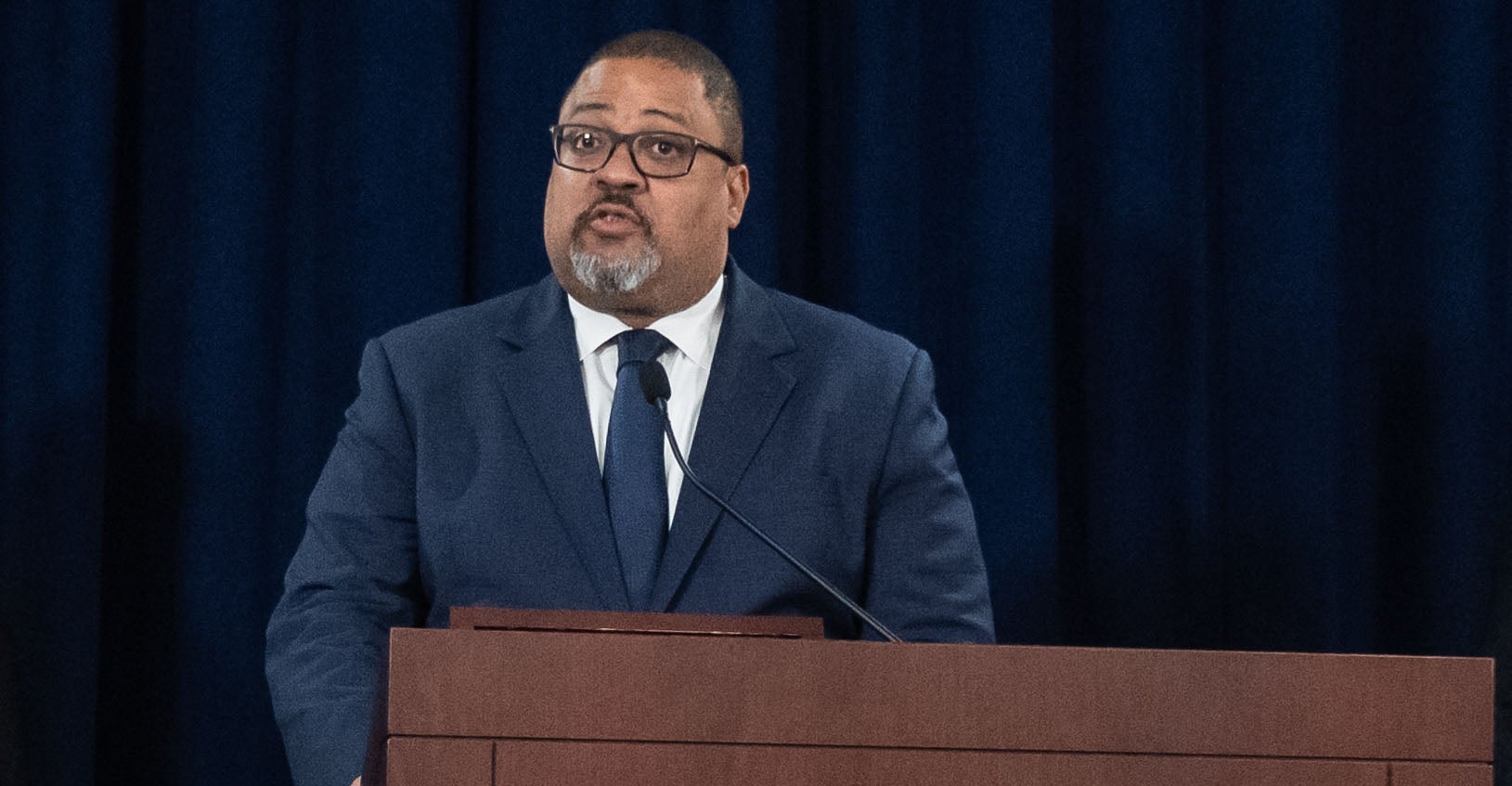 Alvin Bragg Drops Assault Charge in Snowball Skirmish With Police