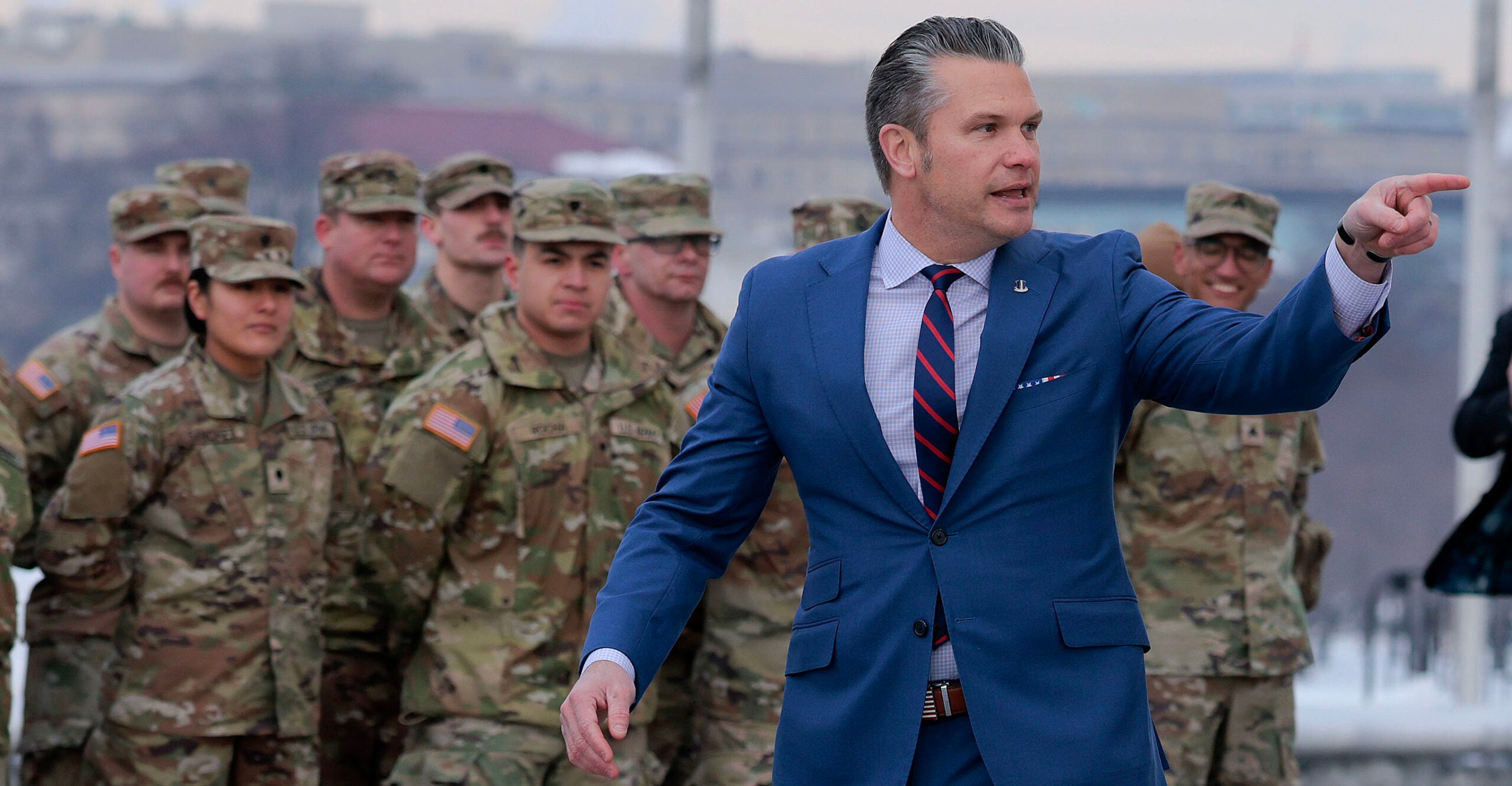 Judge Weighs in on War Department Censure of Sen. Mark Kelly Over Video