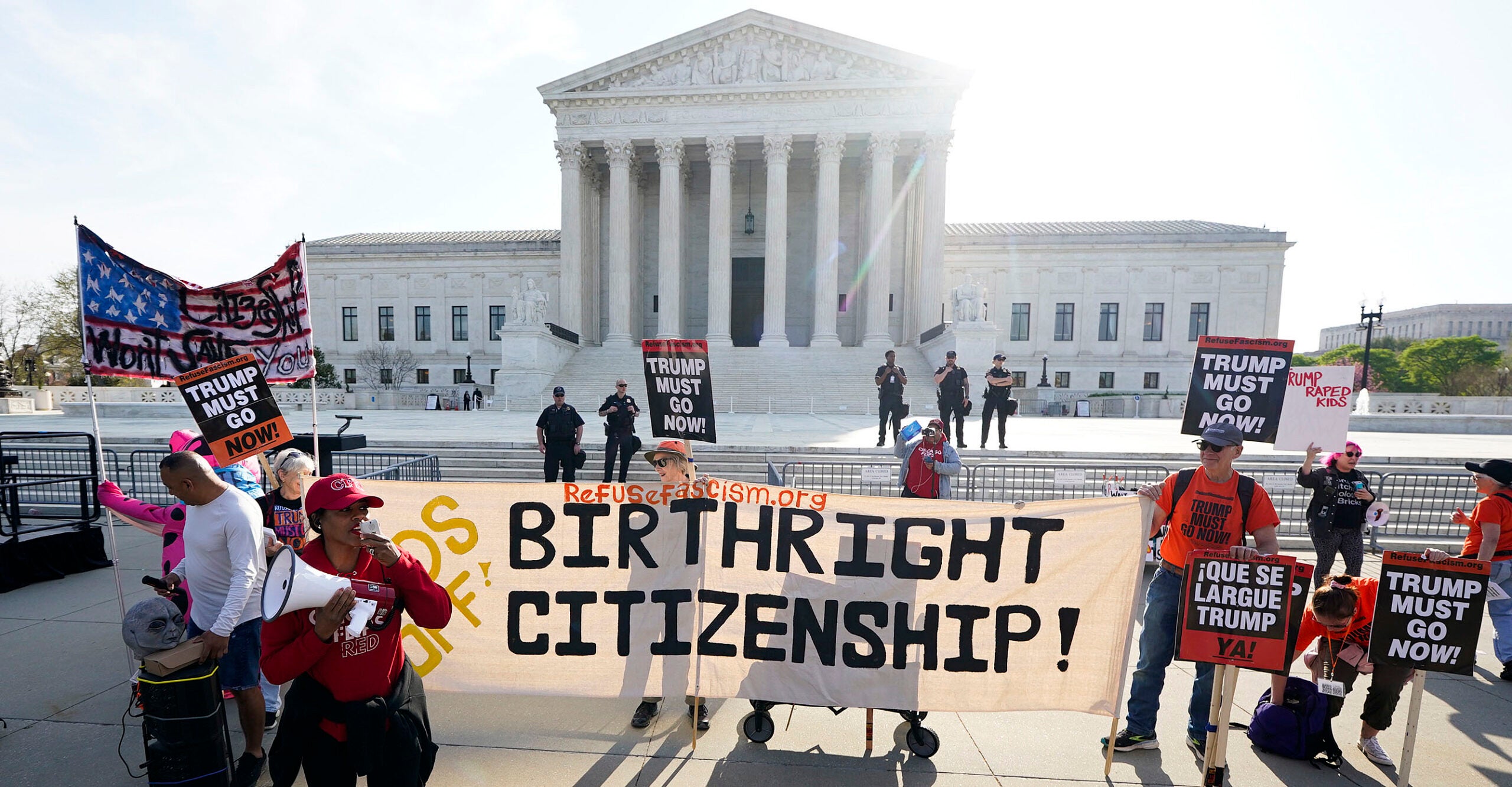 ‘New World, Same Constitution’: Justices Seem Hesitant to Overturn Birthright Citizenship