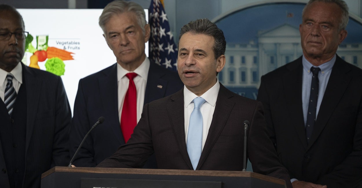 I Went Undercover as a 13-Year-Old Anemic Looking for Abortion Pills