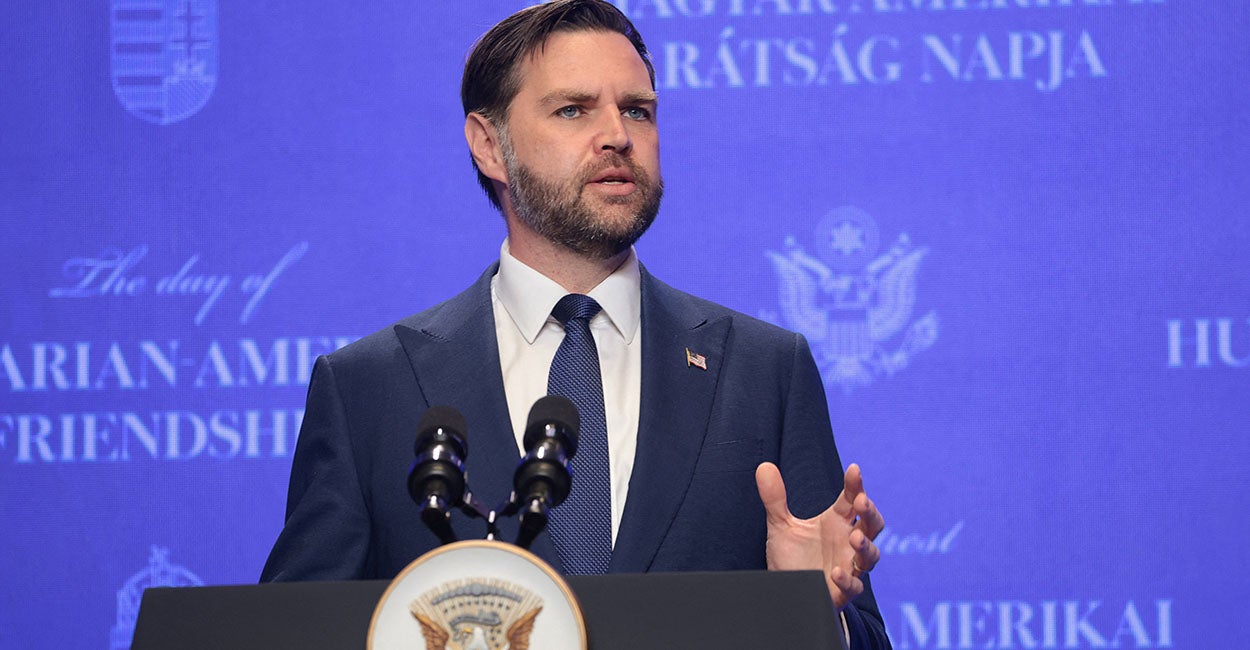 Vance to Lead Iran Negotiating Team in Pakistan