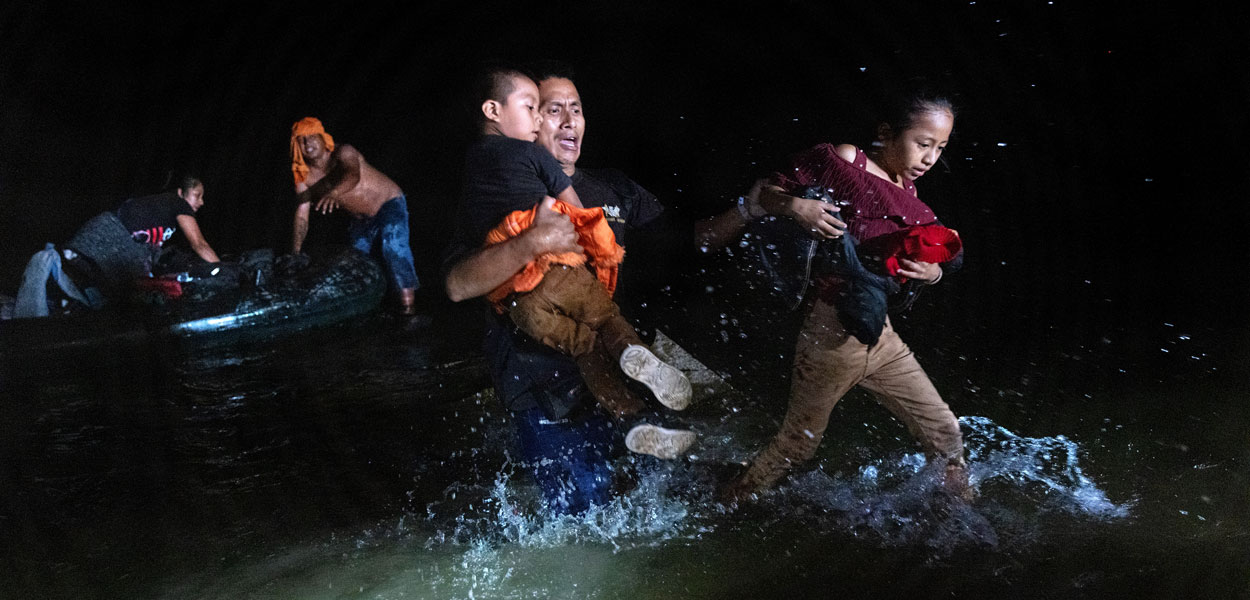 Democrats Could End Border Crisis Quickly. Instead, They're Making It Worse. 