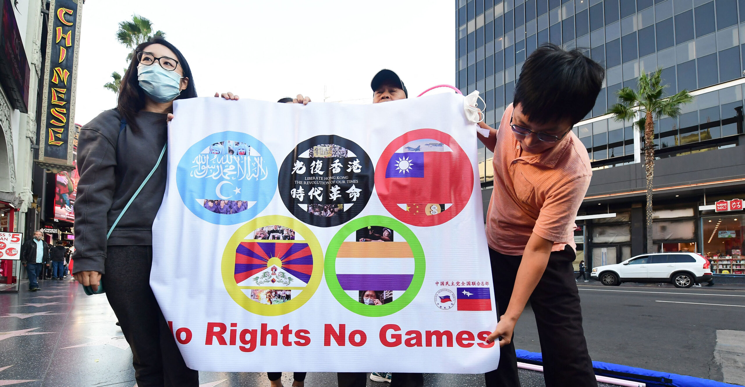 Beijing Pays US Social Media Influencers to Hype Olympics, Downplay Boycotts