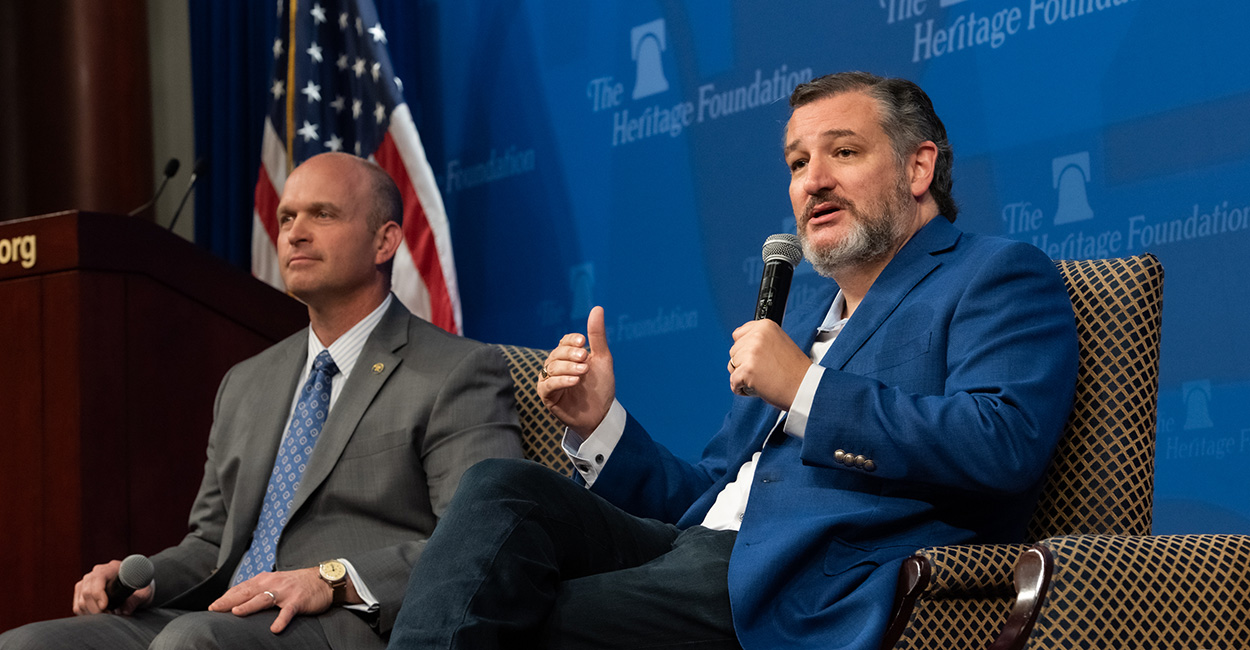What Should Congress Do About Bitcoin? Ted Cruz Has Some Ideas