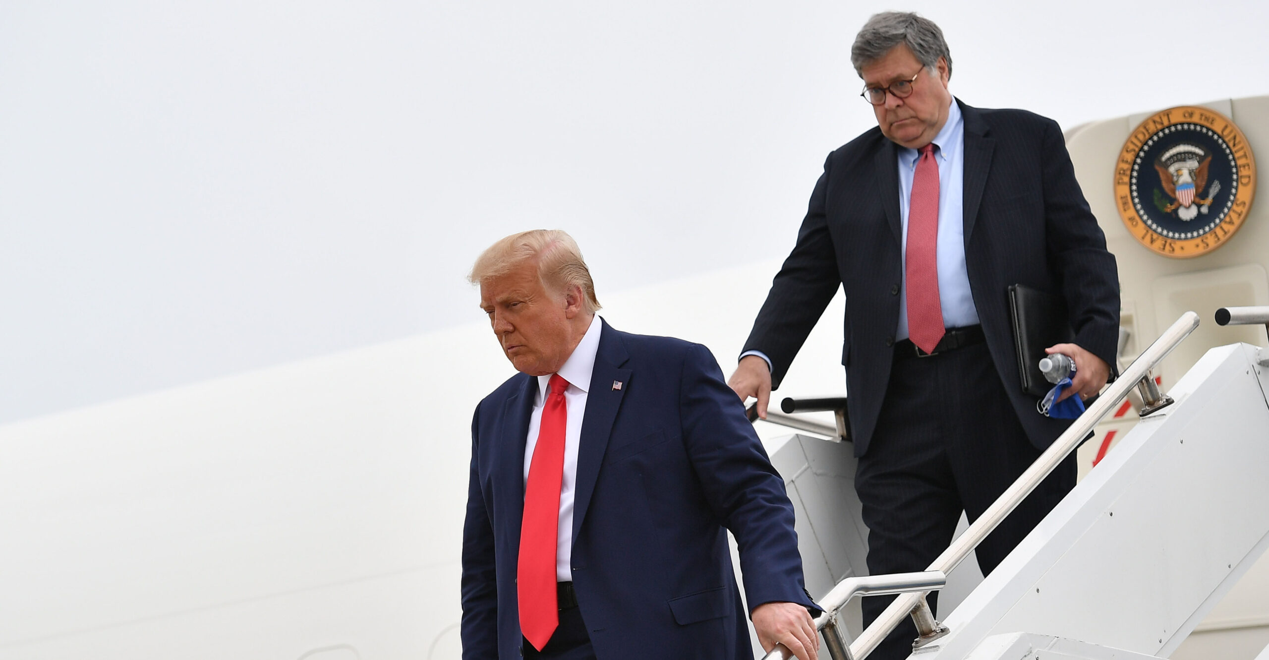 Trump Calls Barr, McConnell RINOs for Dismissing Claims of 'Rigged' Vote