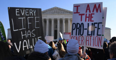 Americans Show Support to Overturn Roe v. Wade width=